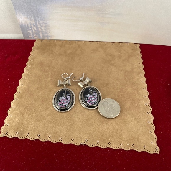 Stunning vintage Michaela Frey leverback earrings - Picture 6 of 6